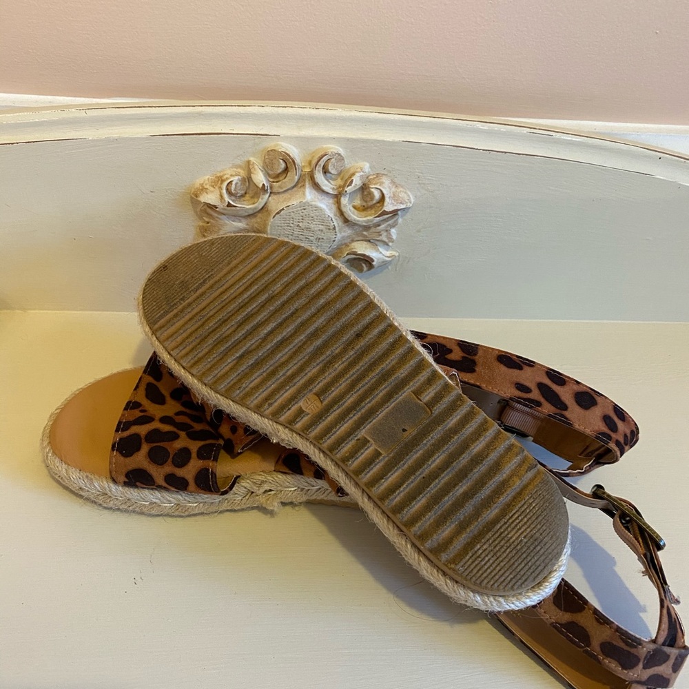 J G Animal Print Platform Sandals - Picture 3 of 3